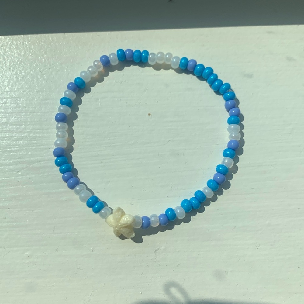 Seed bead bracelet with star fish